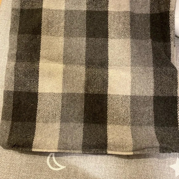 EQ3 plaid wool pillow cover - Picture 4 of 6